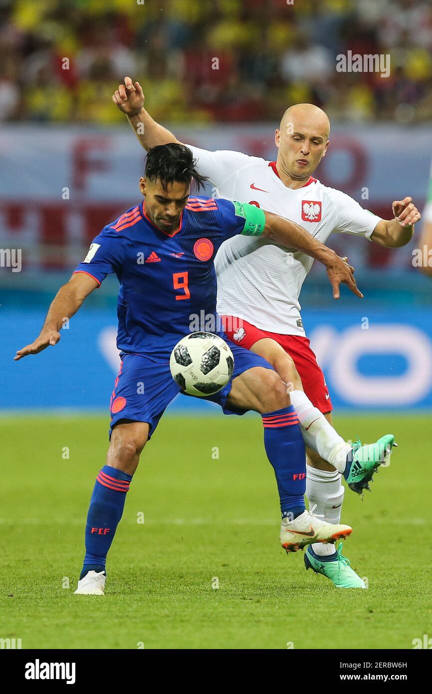 2018.06.24, Kazan , Polska - Kolumbia ,Fifa World Cup Russia 2018 Mistrzostwa  swiata w pilce noznej nz Michal Pazdan (POL) Radamel Falcao (COL) fot.  Tomasz Jastrzebowski / Foto Olimpik ----------- 2018.06.24, Kazan,