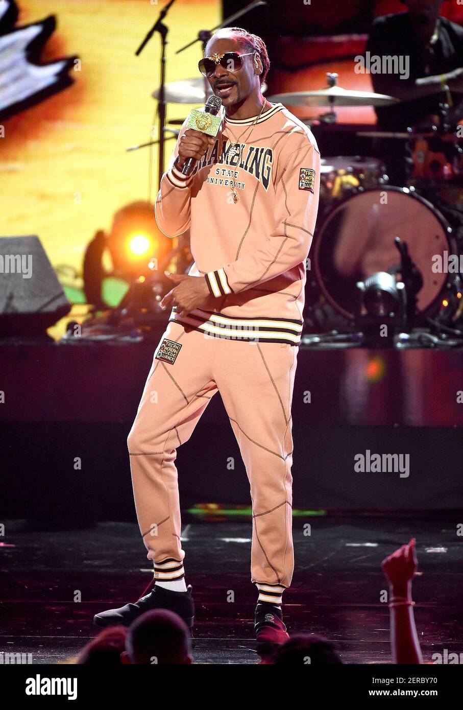 snoop dogg 2018 june song snoop dogg 2018 june song