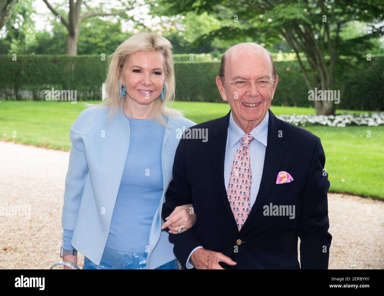 Wilbur Ross and Hilary Geary attend the New York City Ballet 2022 Spring Gala at David H. Koch Theater at Lincoln Center on May 5, 2022 in New York City Stock Photo - Alamy