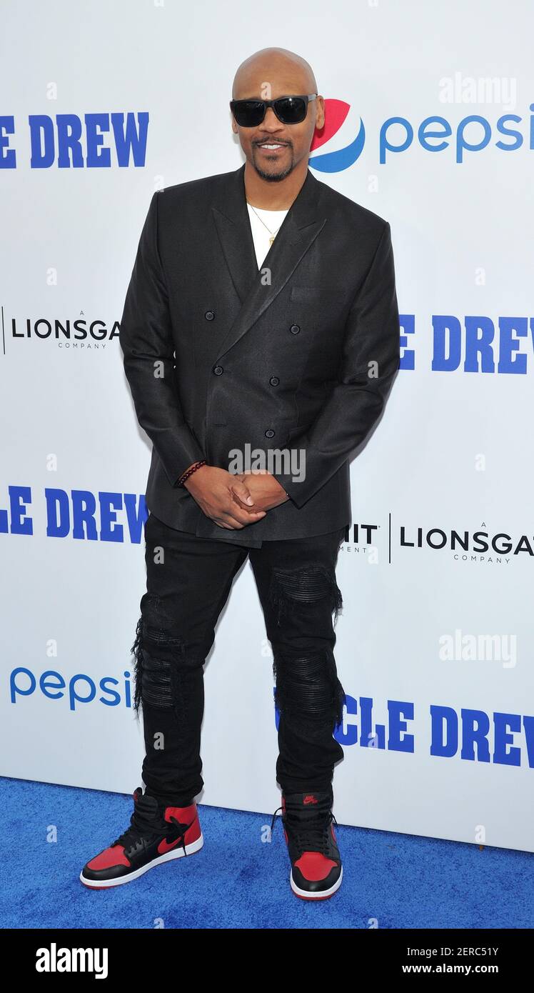 Comedian Lavar Walker Attends The World Premiere Of Uncle Drew At Alice Comedian Lavar Walker Attends The World Premiere Of Uncle Drew At Alice