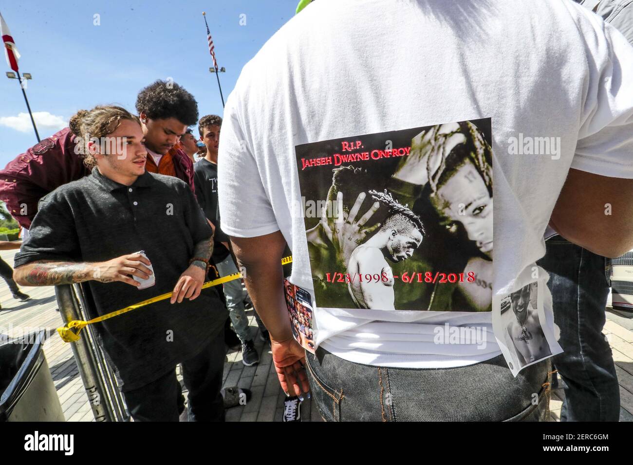 Xxxtentacion hi-res stock photography and images - Alamy
