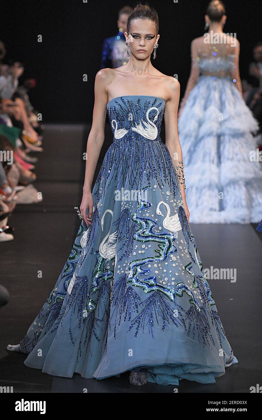 navy blue dress for baby girl Etro Spring 2018 Etro Dresses 2018 Etro Ready To Wear Fall Winter 2018  Milan NOWFASHION main image 0