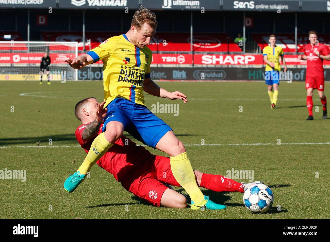 ALMERE, NETHERLANDS - FEBRUARY 28: Doke Schmidt of SC Cambuur and Thibout  Lesquoy of Almere City FC during the Dutch Keukenkampioendivisie match  betwe Stock Photo - Alamy