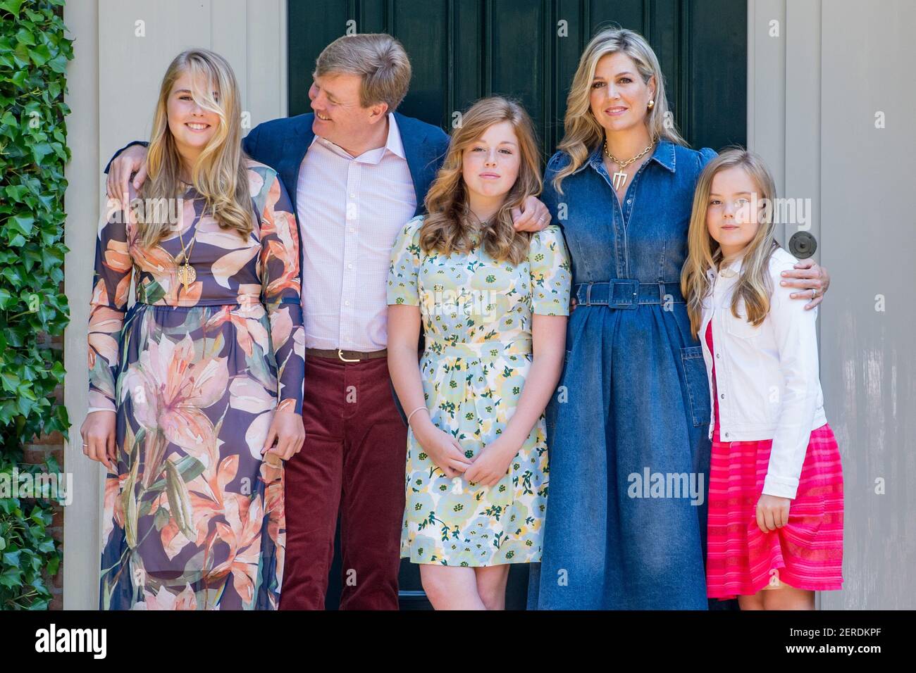 King Willem-Alexander and Queen Maxima with their daughters Princess ...