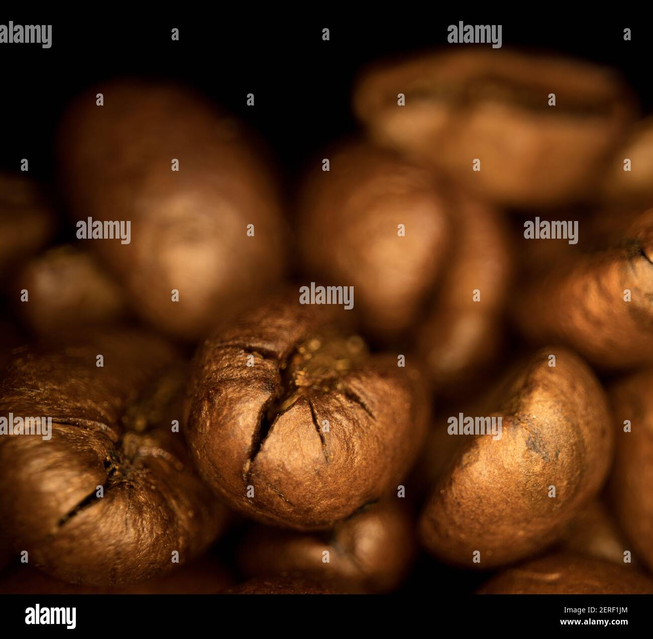 Roasted Coffee Beans - macro shot Stock Photo - Alamy