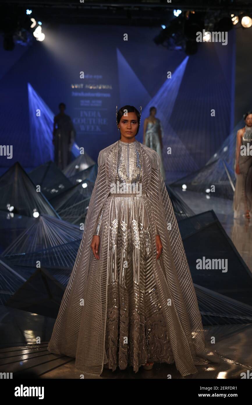 NEW DELHI, INDIA - JULY 27: A model showcases the creation of fashion  designer Amit Aggarwal on Day 3 of the Hindustan Times/Sipa USA and Sunil  Sethi Design Alliance Couture Week at