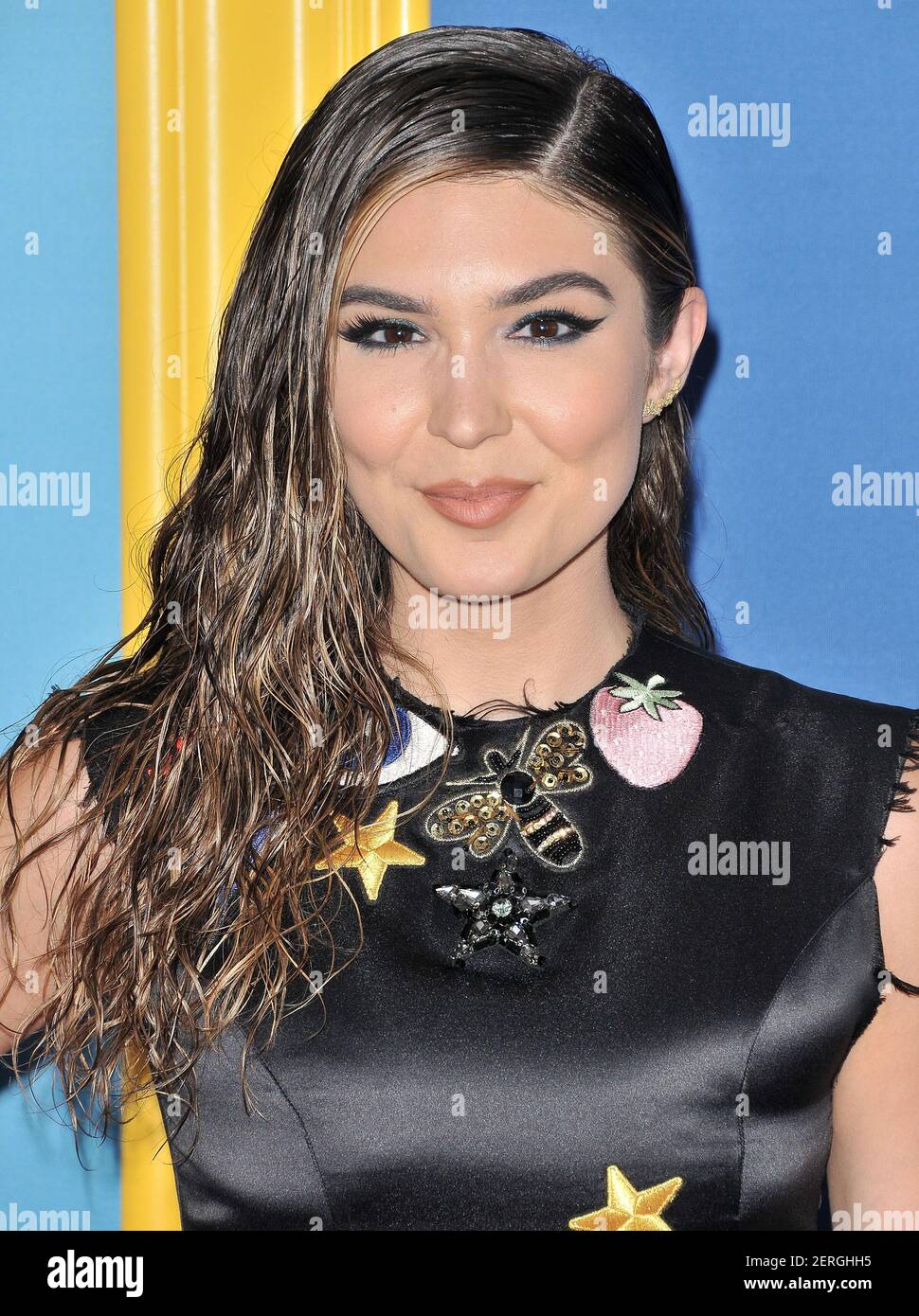 cathy-kelley-arrives-at-the-teen-choice-awards-2018-held-at-the-forum