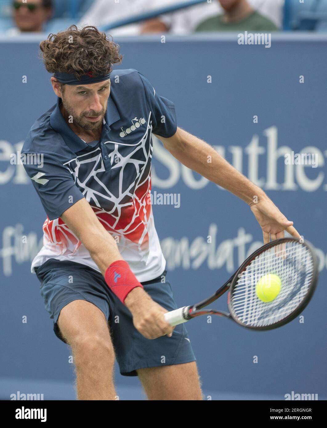 August 15,2018: Robin Haase (NED) defeated Alexander Zverev (GER) 5-7, 6-4,  7-5, at the Western & Southern Open being played at Lindner Family Tennis  Center in Mason, Ohio. Â©Leslie Billman/Tennisclix(Credit Image: &copy;