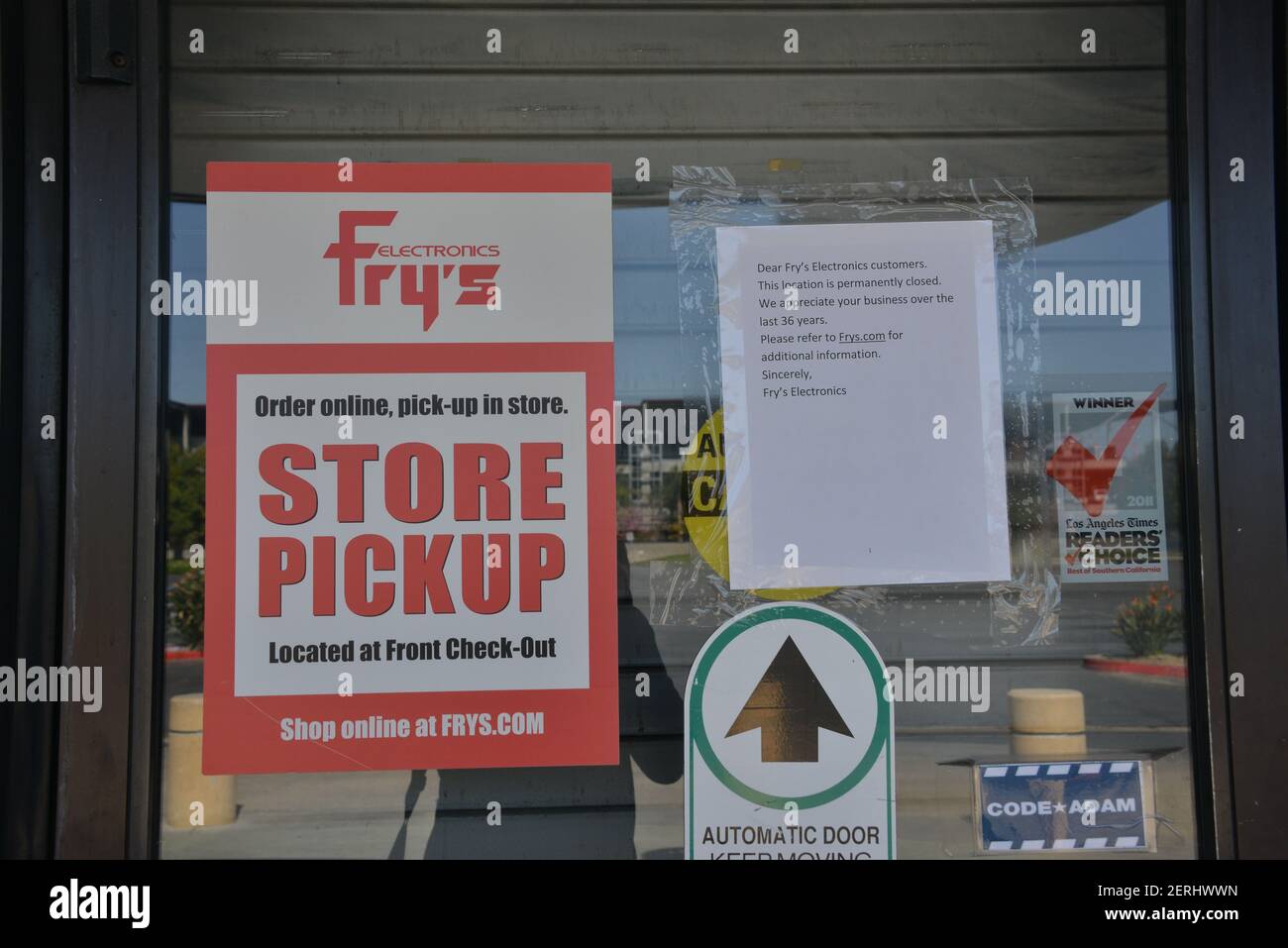 05-Fry's store close Stock Photo