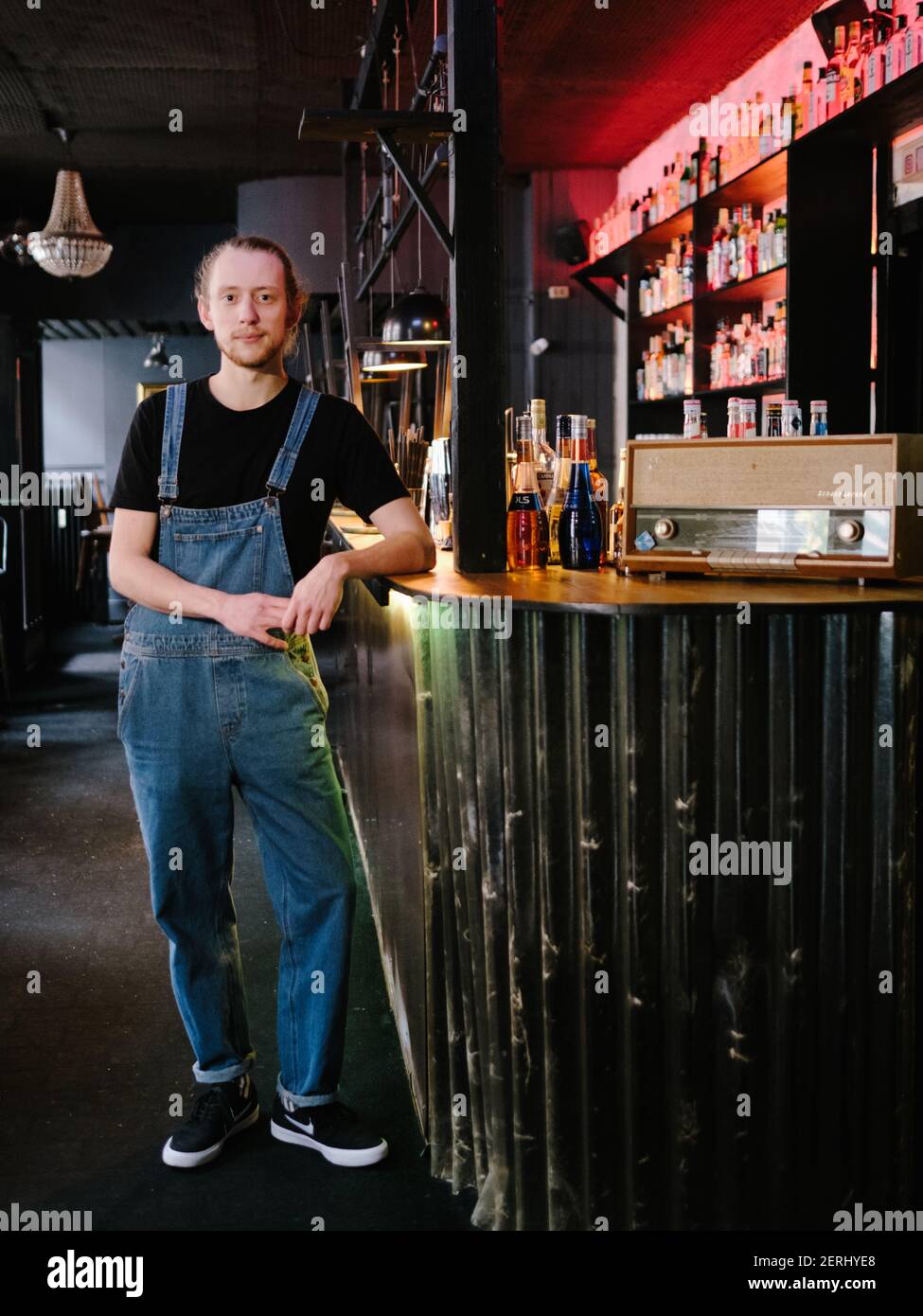 Hanover, Germany. 28th Feb, 2021. Bartender Sven Birger Niehaus stands in the Lindwurm pub in the Linden district. The restaurant association Dehoga Lower Saxony is demanding that politicians allow the establishments to reopen by Easter at the latest. Credit: Ole Spata/dpa/Alamy Live News Stock Photo