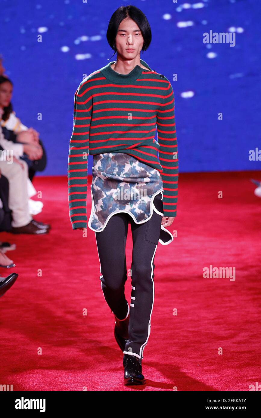 Model walks on the runway during the Calvin Klein 250W39NYC Fashion Show  during Spring Summer 2019 held in New York, NY on September 11, 2018.  (Photo by Jonas Gustavsson/Sipa USA Stock Photo - Alamy