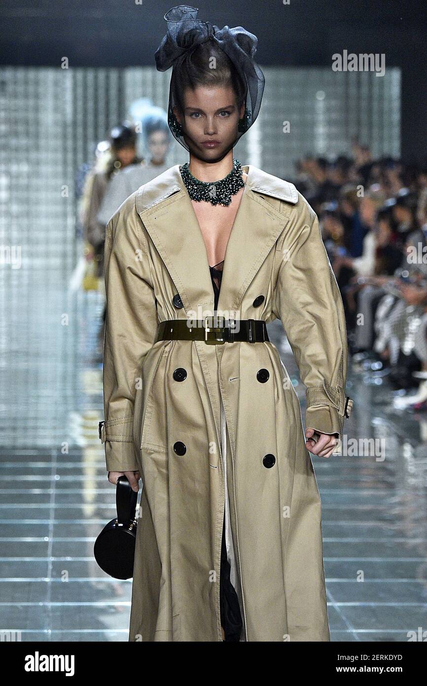 New model outlet coat 2018