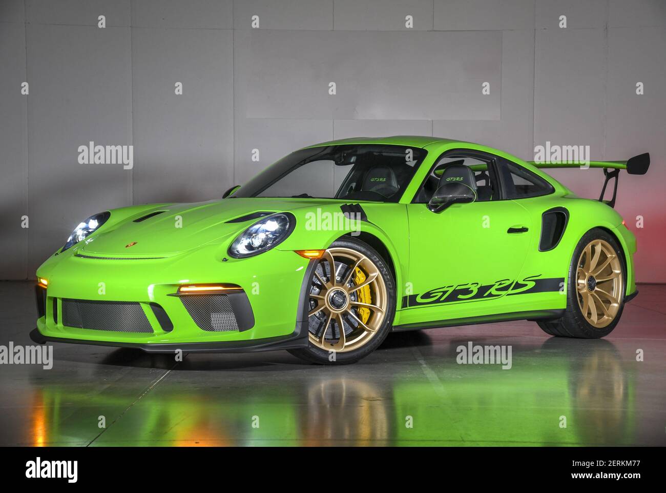 Sept 15, 2018: 2019 Porsche 911 GT3 RS comes equipped with a 4.0