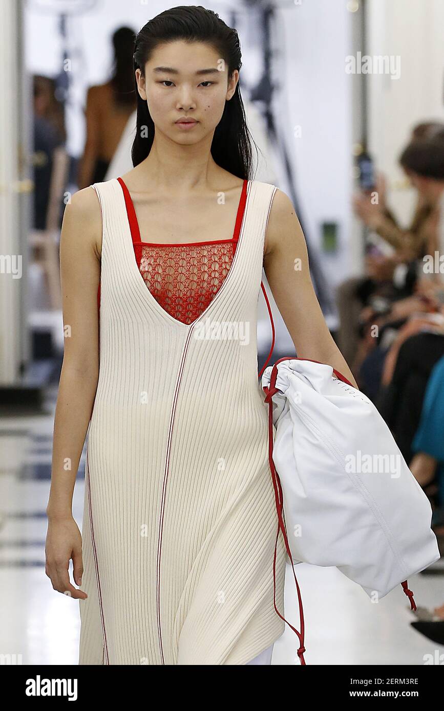 Yoon Young Bae walks on the runway during the Victoria Beckham London  fashion week spring summer 2019 on September 16, 2018 in London, England.  (Photo by Jonas Gustavsson/Sipa USA Stock Photo - Alamy