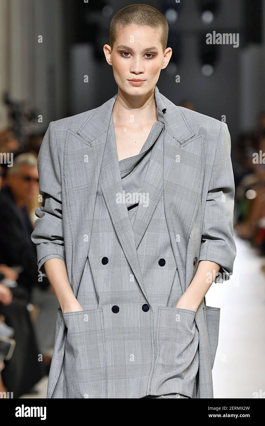 Model Katia Andre walks on the runway during the Max Mara Fashion show  during Milan Fashion