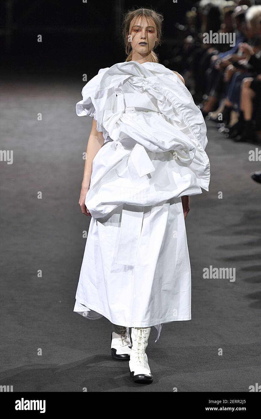 Karly Loyce walks on the runway during the John Galliano Fashion Show  during Paris Fashion Week Spring Summer 2019 held in Paris, France on  September 30, 2018. (Photo by Jonas Gustavsson/Sipa USA