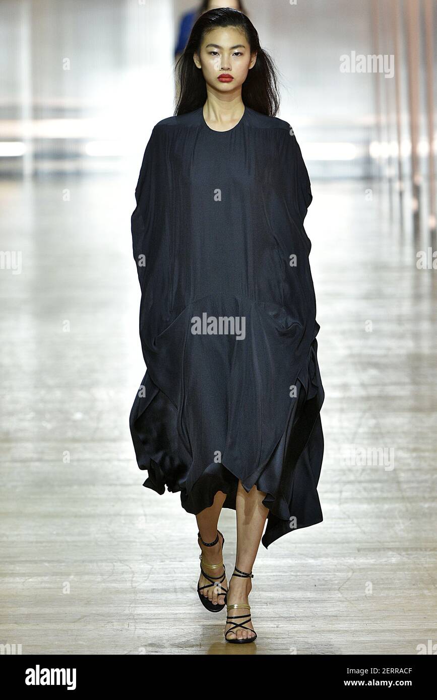 Hoyeon Jung walks on the runway during the Poiret Fashion Show