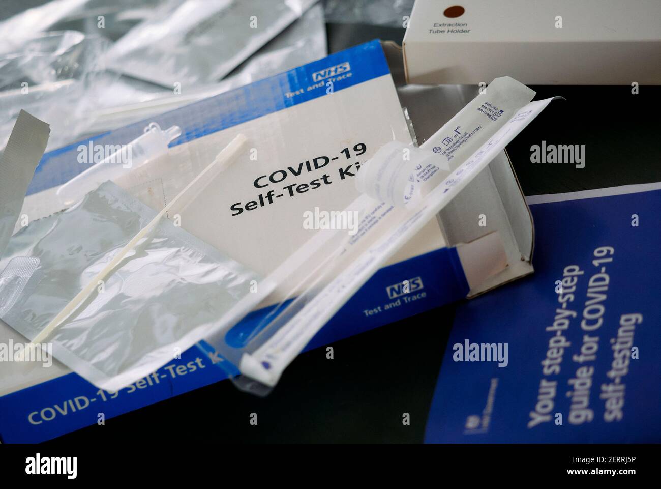 Nhs track and trace hires stock photography and images Alamy