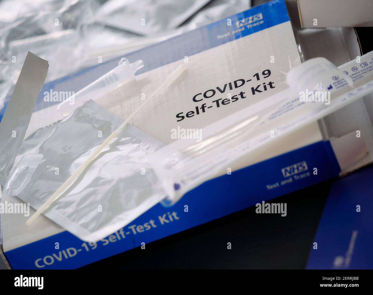 Nhs track and trace hires stock photography and images Alamy