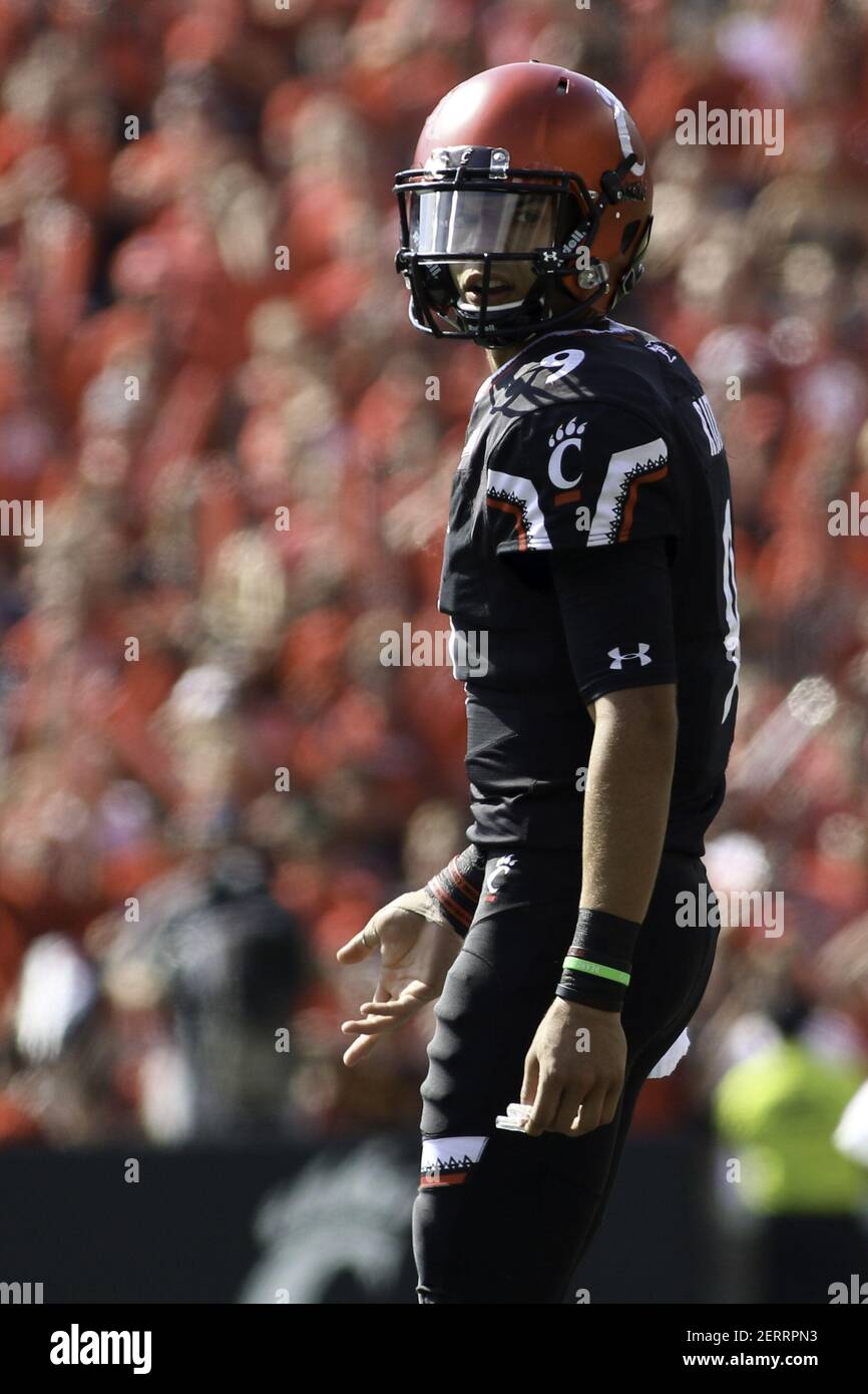 October 6, 2018 Cincinnati Bearcats QB Desmond Ridder during an NCAA