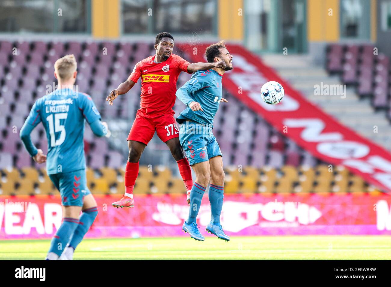 Fodbold hi-res stock photography and images - Page 7 - Alamy