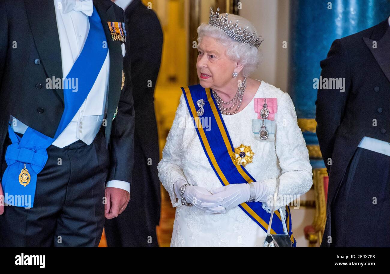 Queen Elizabeth II during State Banquet at Buckingham Palace, on the ...