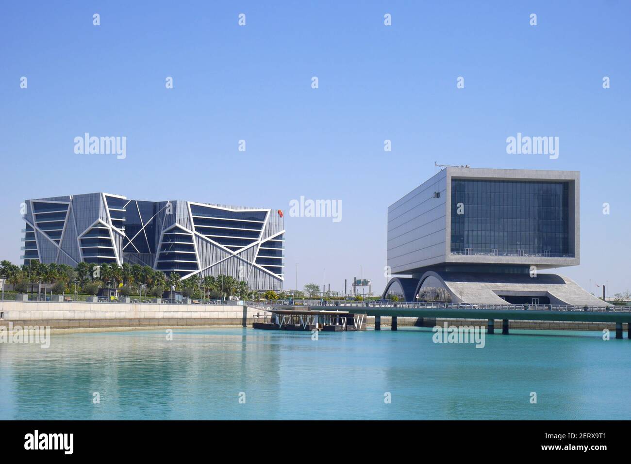 Arcapita Complex, the cuboid Arcapita headquarters in the right, Bahrain Bay development, Manama, Kingdom of Bahrain Stock Photo