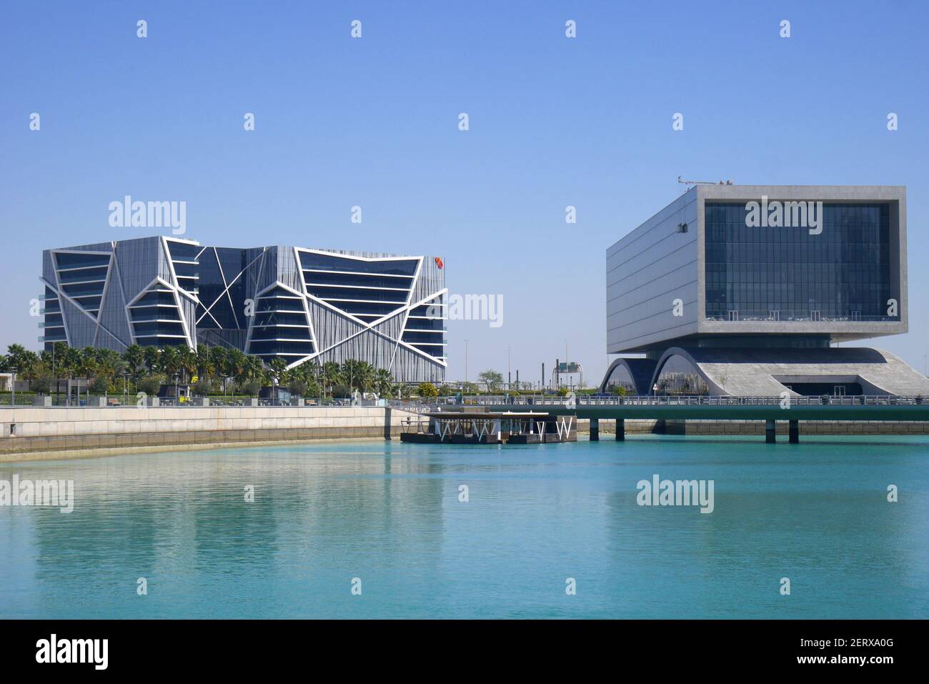Arcapita Complex, the cuboid Arcapita headquarters in the right, Bahrain Bay development, Manama, Kingdom of Bahrain Stock Photo