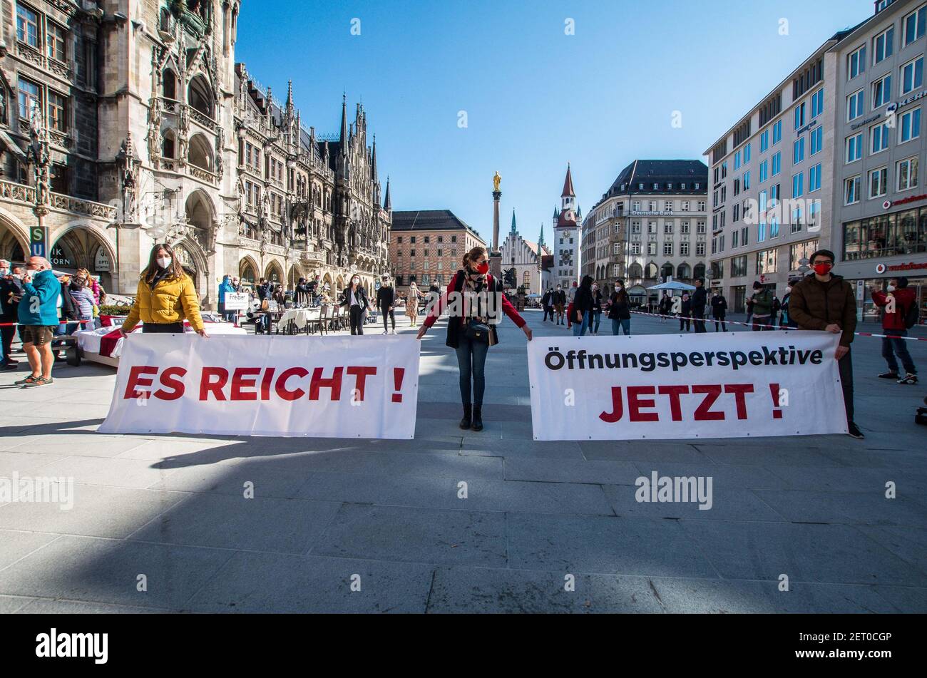 Munich, Bavaria, Germany. 1st Mar, 2021. Ahead of the German Bund-Laender Gespraech (Federation and State Conference) on March 3rd, associations of Hoteliers and the Gastronomy branches organized the Marienplatz silent protest with music and dancing with prepared tables and beds to represent the threats to the existence of these industries. The groups, including Dehoga, are not demanding a reopening at any price, but rather requesting a reliable exit plan for which they may plan. Credit: Sachelle Babbar/ZUMA Wire/Alamy Live News Stock Photo