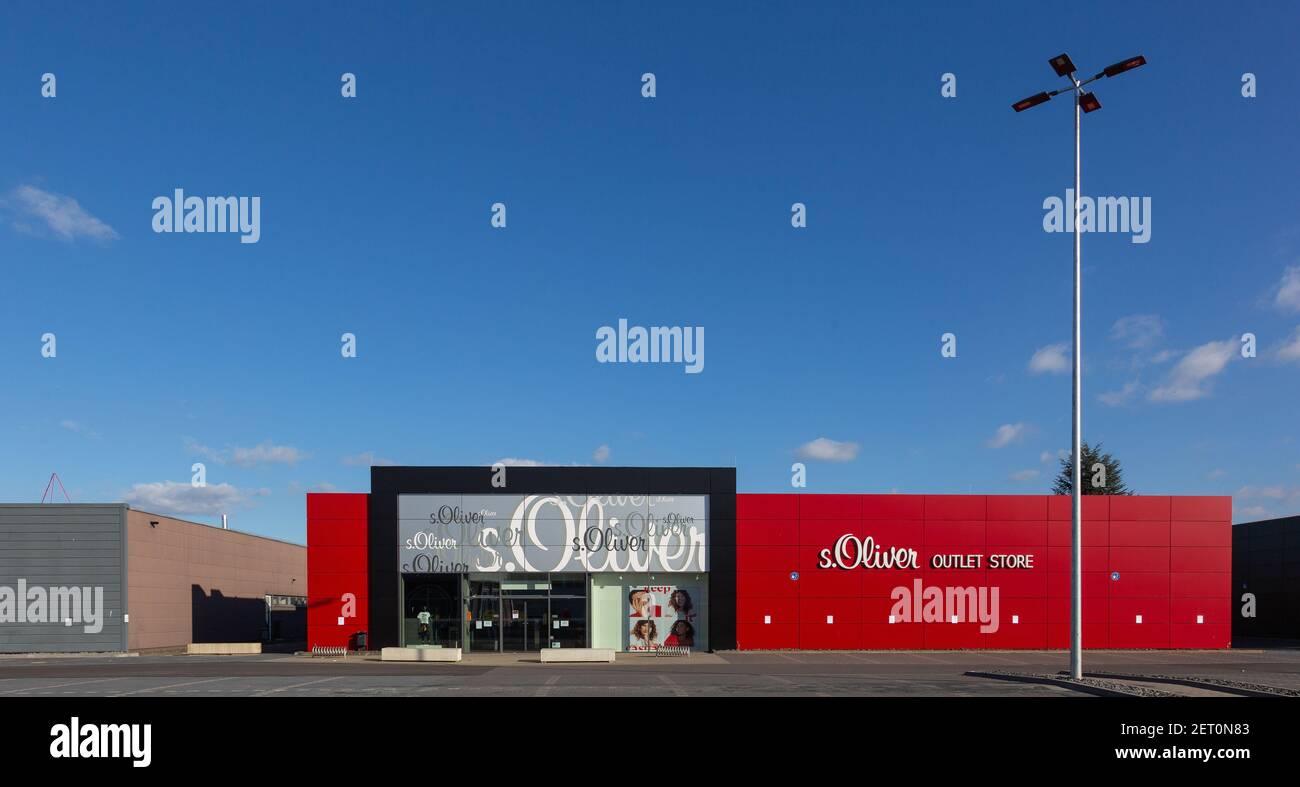 Oliver lettering hi-res stock photography and images - Alamy