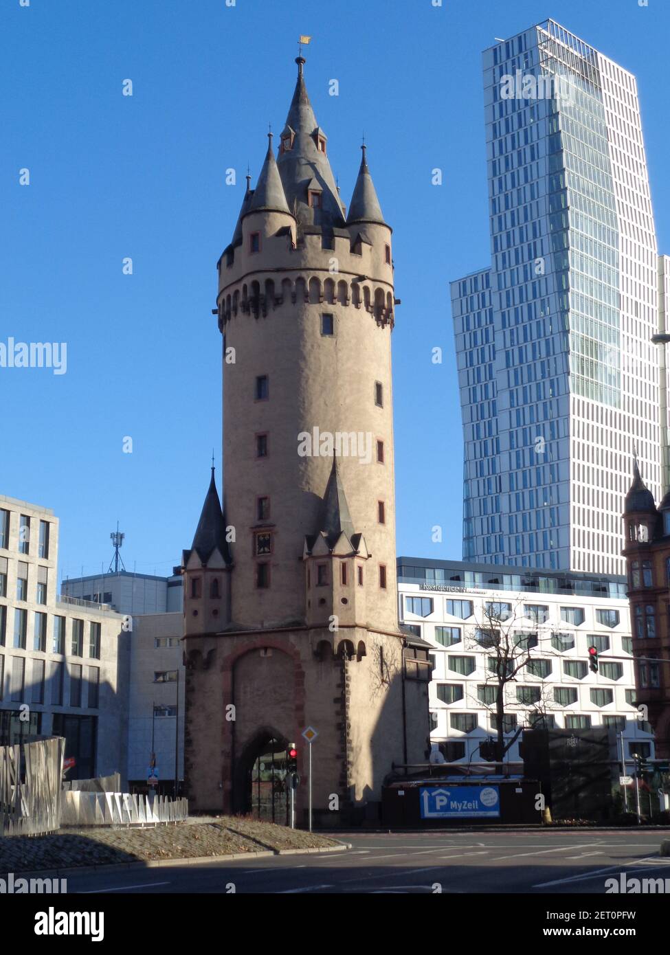 Behind the nextower hi-res stock photography and images - Alamy