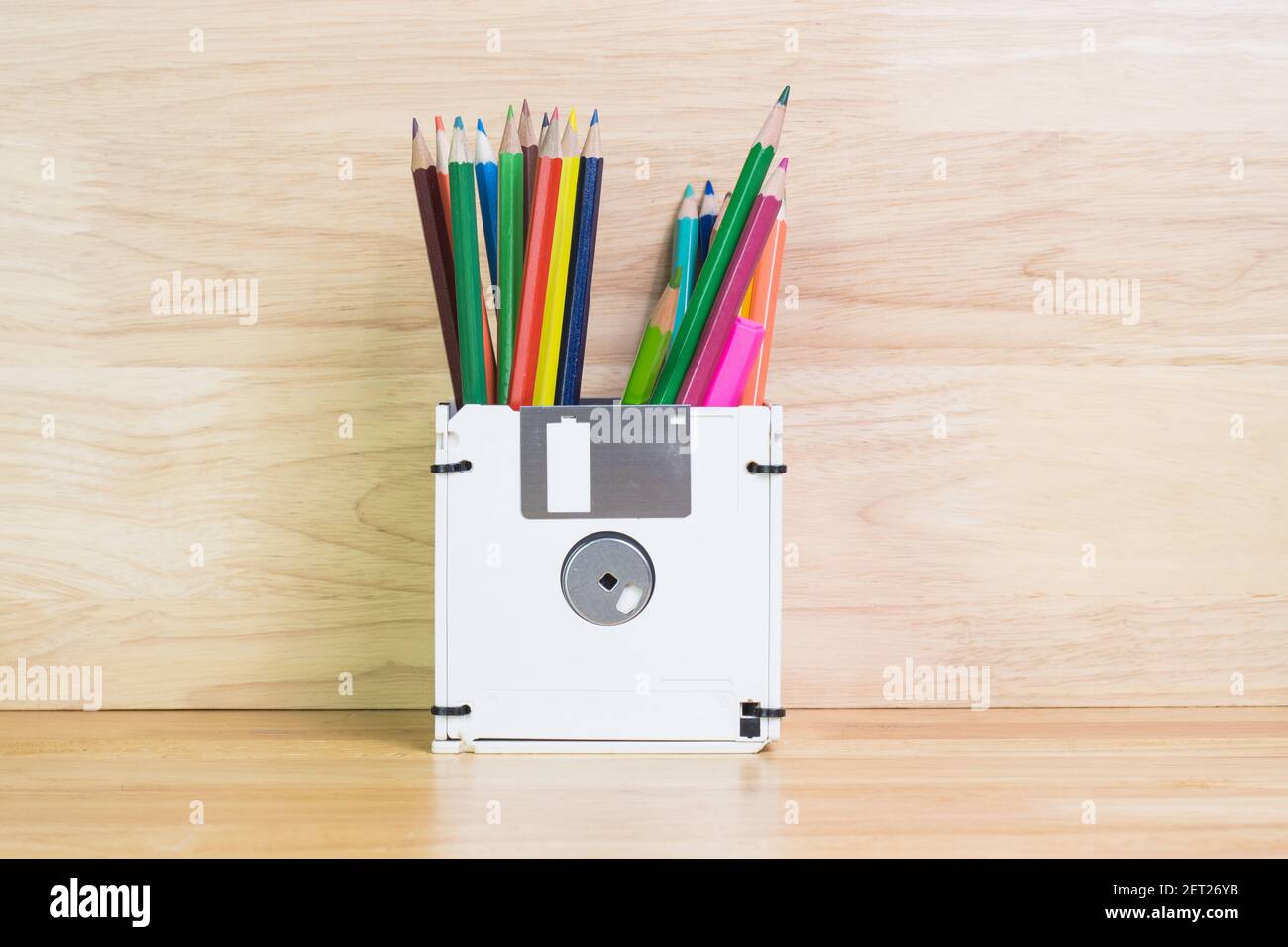 concept recycle floppy disk, Creative objects used for obsolete