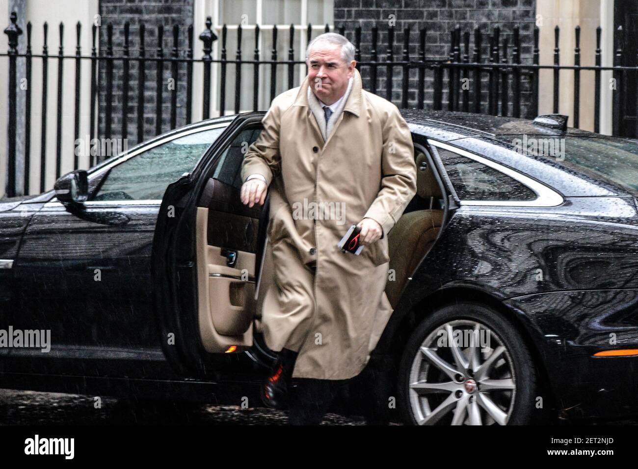 Geoffrey Cox QC, Attorney General leaves No10 Downing Street London, UK on November 20, 2018 after attending a Cabinet meeting. (Photo by Claire Doherty/Sipa USA) Stock Photo