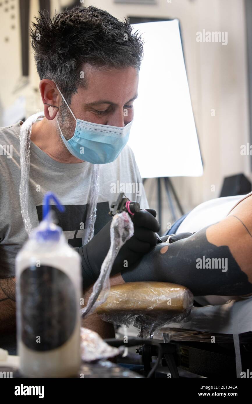 Tatouage High Resolution Stock Photography And Images Alamy