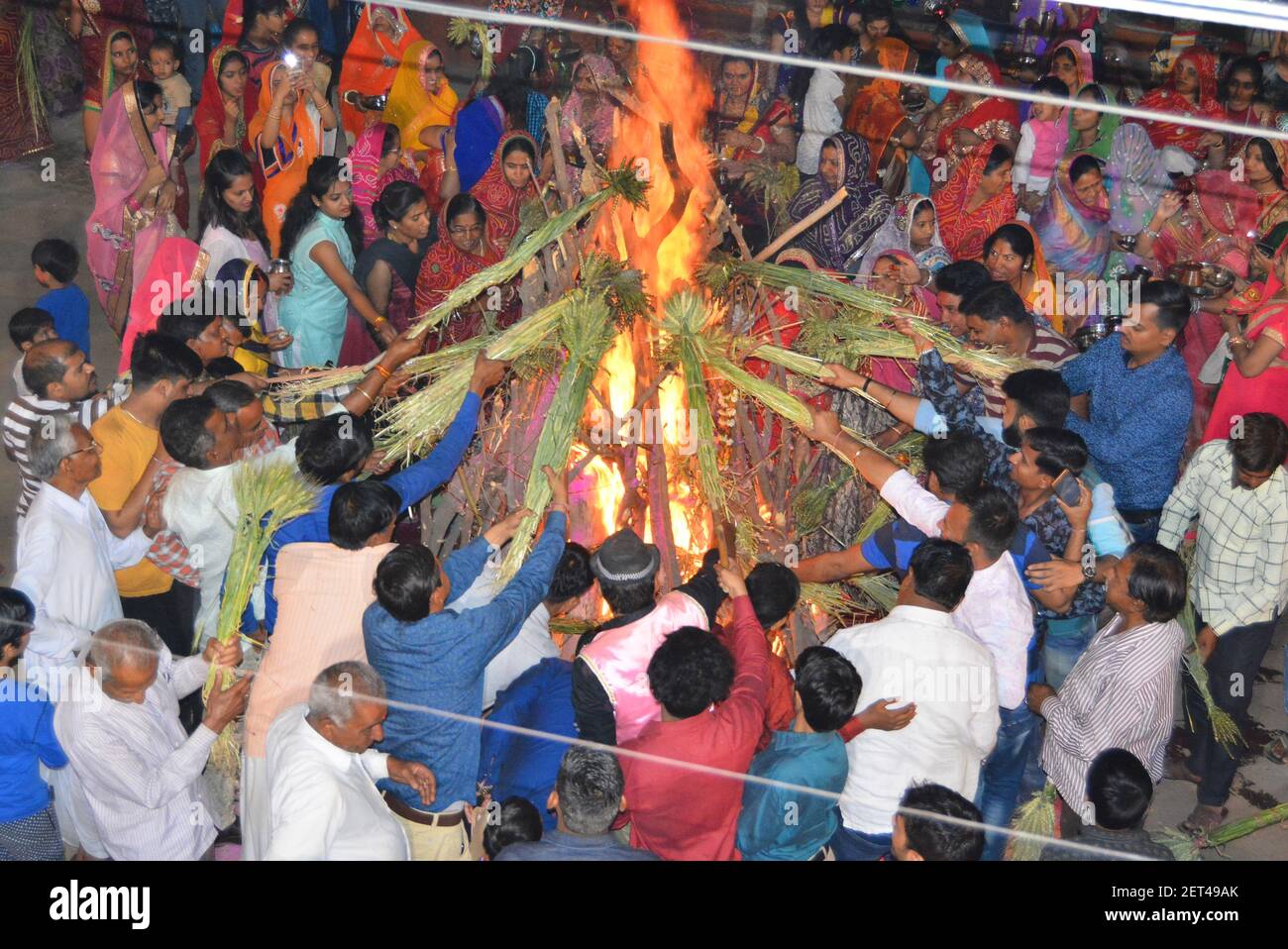Holika dahan hi-res stock photography and images - Alamy