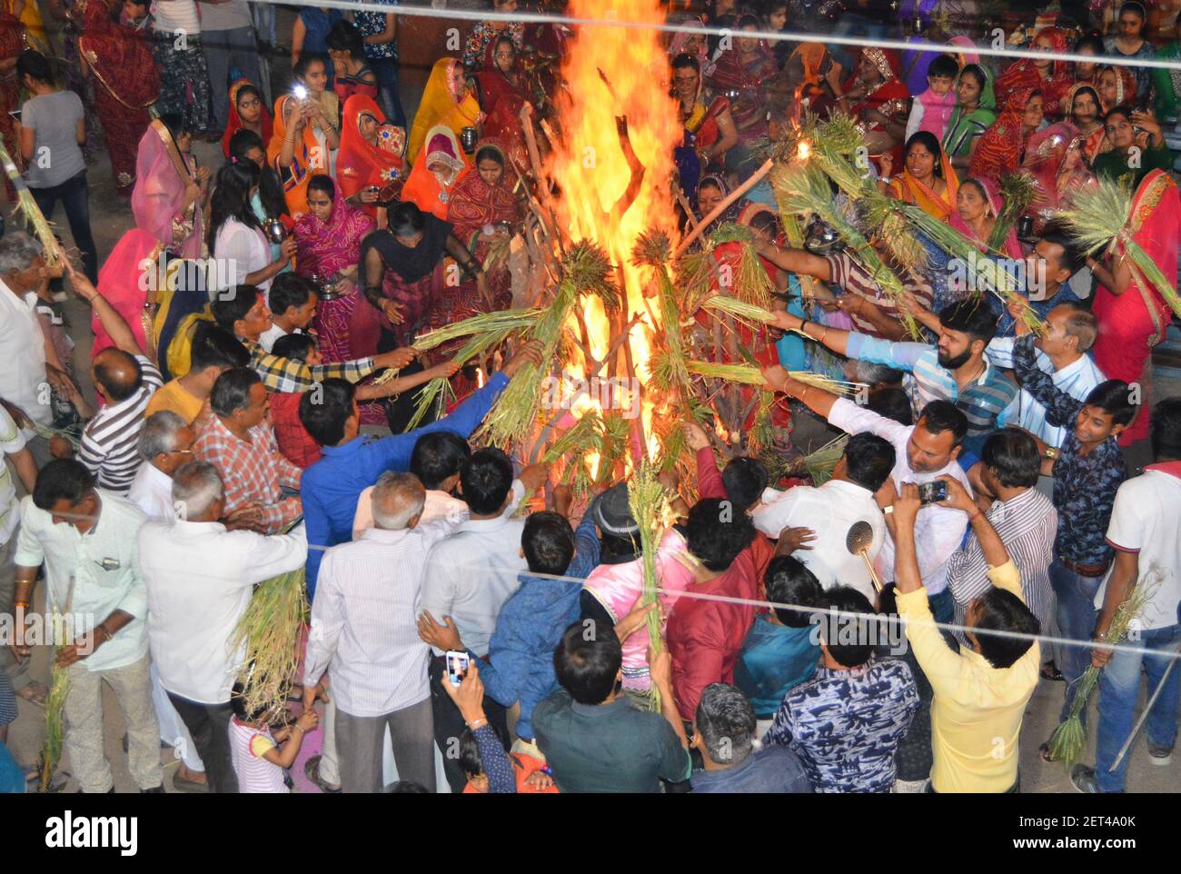 Holika dahan hi-res stock photography and images - Alamy