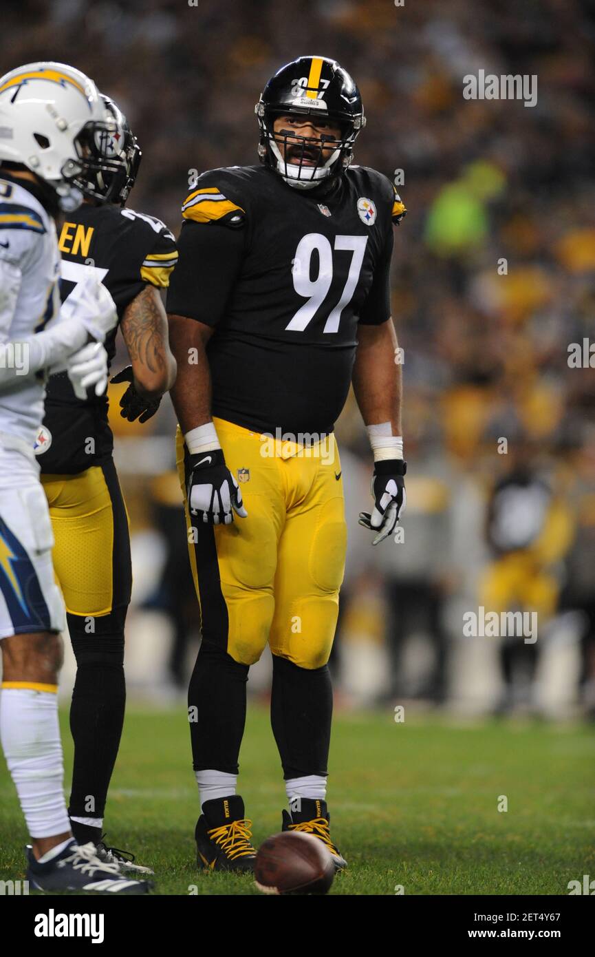 December 2th, 2018: Steelers #97 Cameron Heyward during the Pittsburgh  Steelers vs Los Angeles Chargers game at Heinz Field in Pittsburgh, PA.  Jason Pohuski/(Photo by Jason Pohuski/CSM/Sipa USA Stock Photo - Alamy