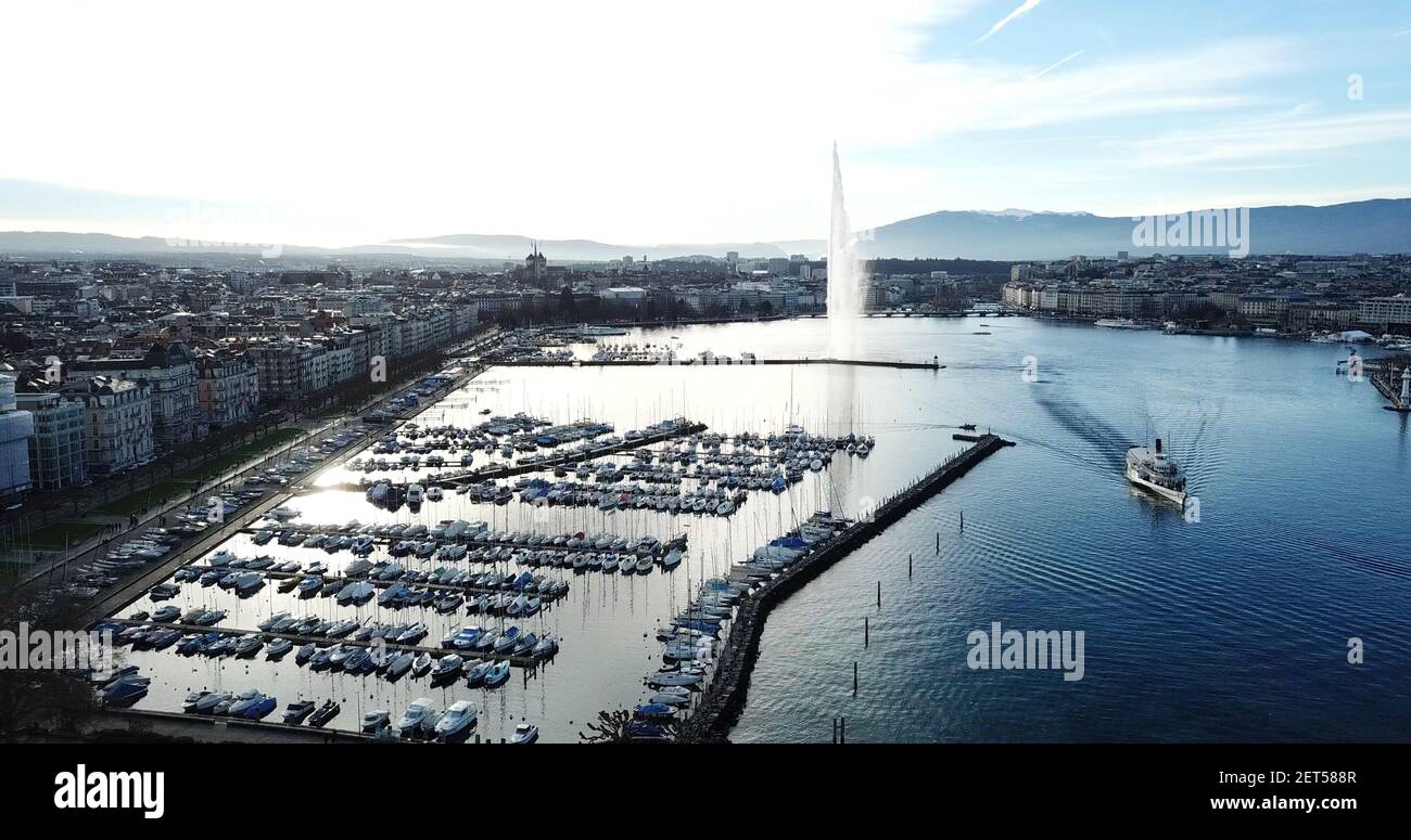 Drone view of Geneva and its Jet d'Eau, Switzerland. Vue aérienne de Genève, du jet d'eau et du bateau de la CGN, Suisse Stock Photo