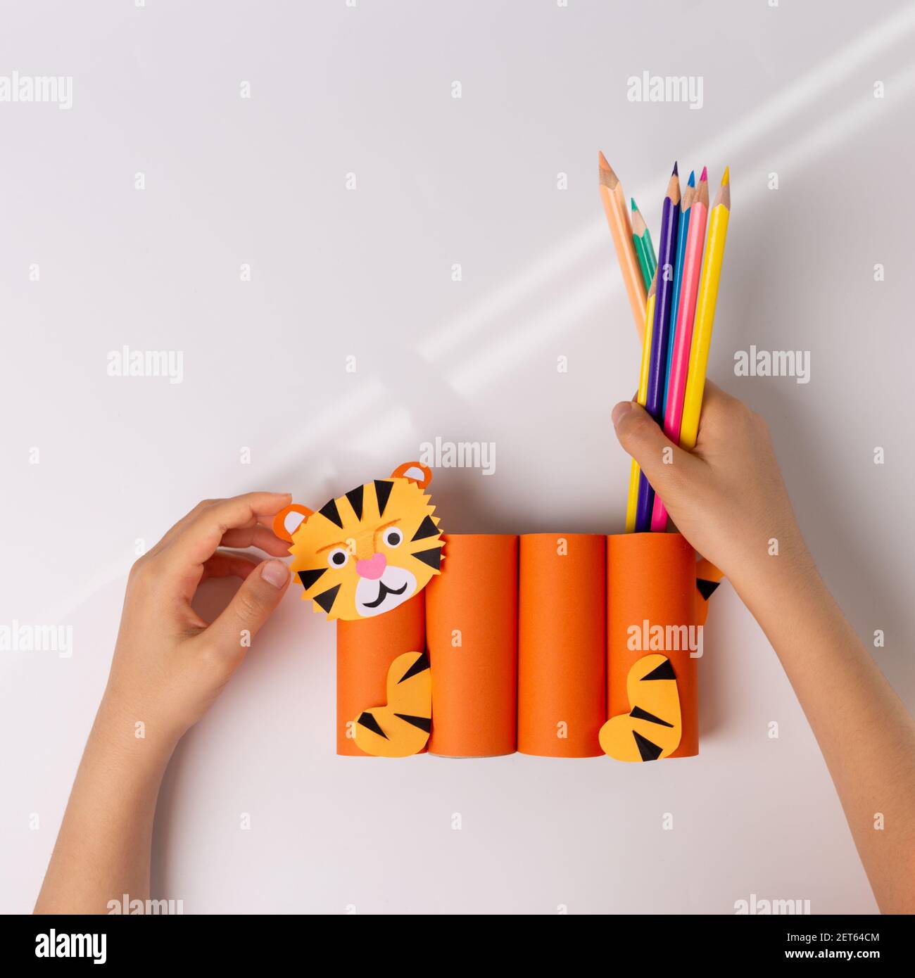 Paper roll craft hi-res stock photography and images - Page 12 - Alamy