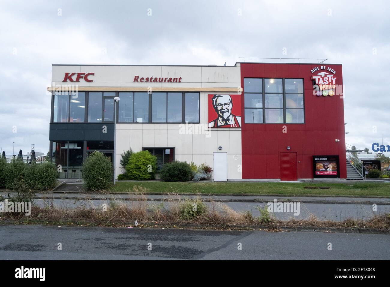 Page 8 - Kfc Shop High Resolution Stock Photography and Images - Alamy