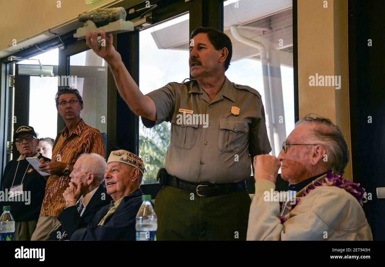 Pearl Harbor ceremony 141202 Stock Photo Alamy