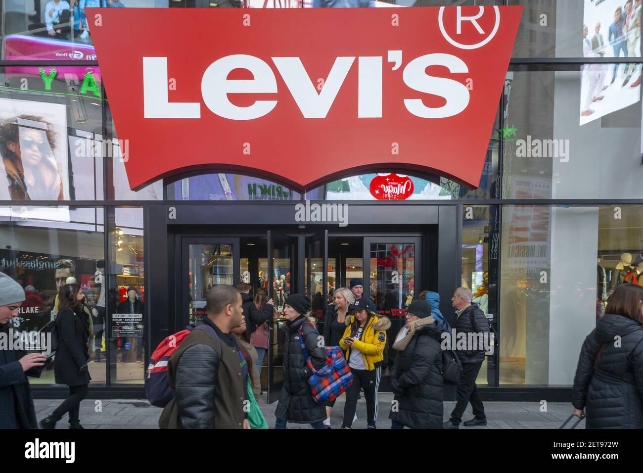 levi strauss public