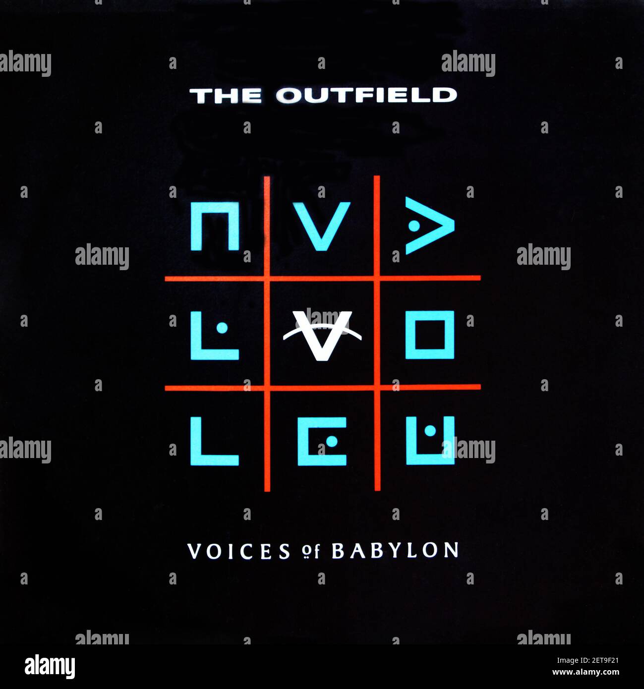 The Outfield: 1989. LP front cover: Voices Of Babylon Stock Photo