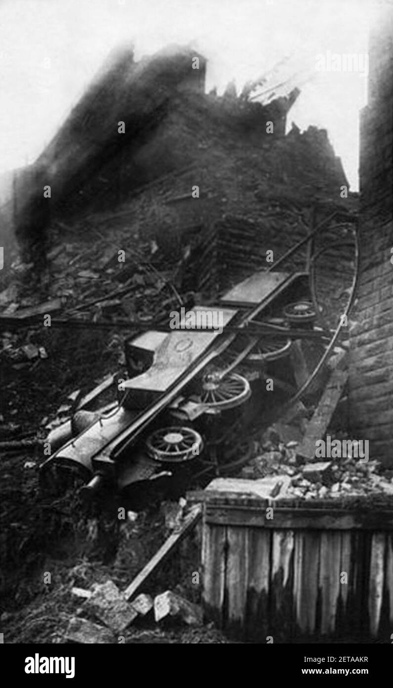 Penistone railway accident 2 February 1916. Stock Photo
