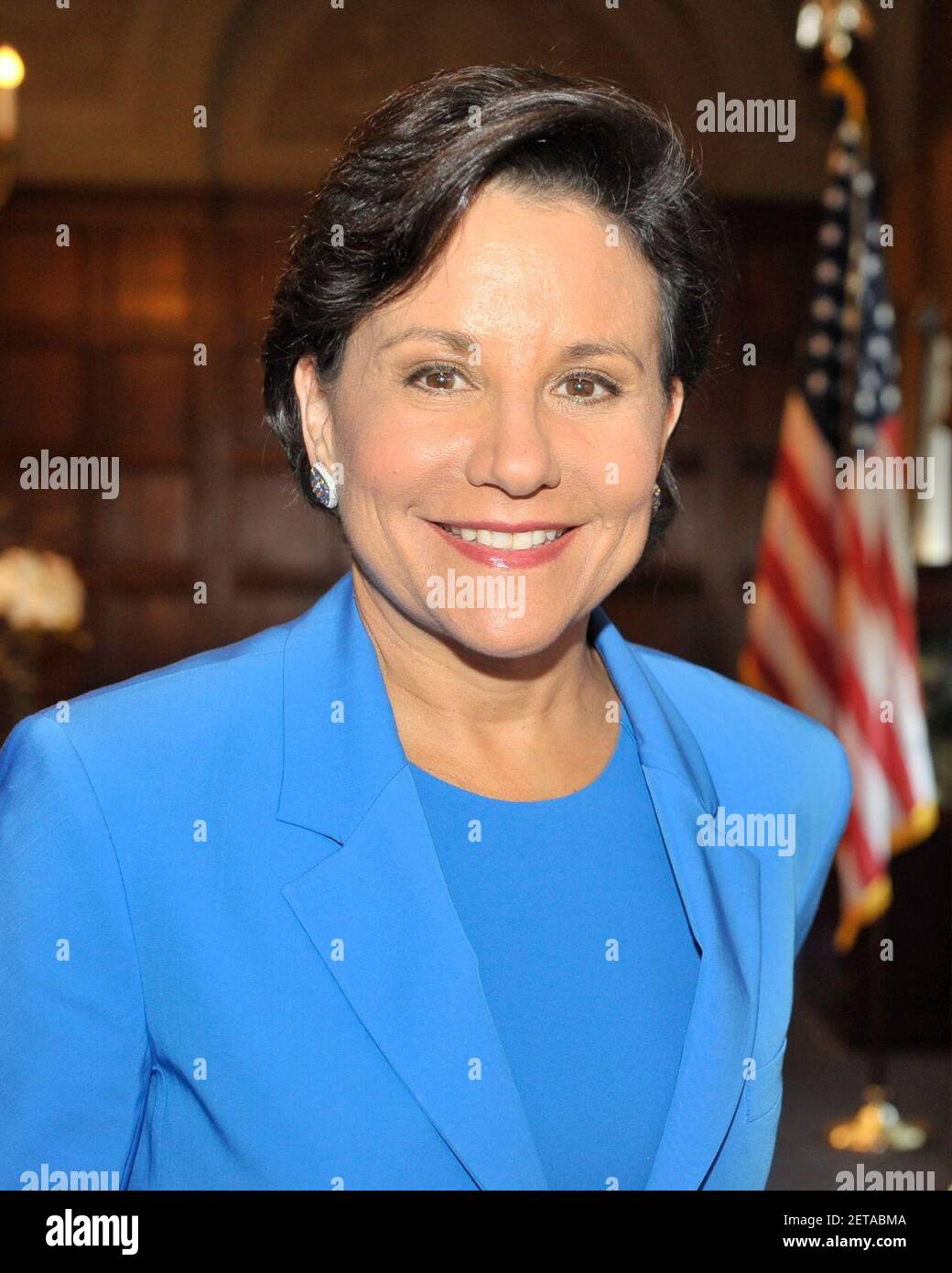 Penny Pritzker Official Photograph Stock Photo - Alamy