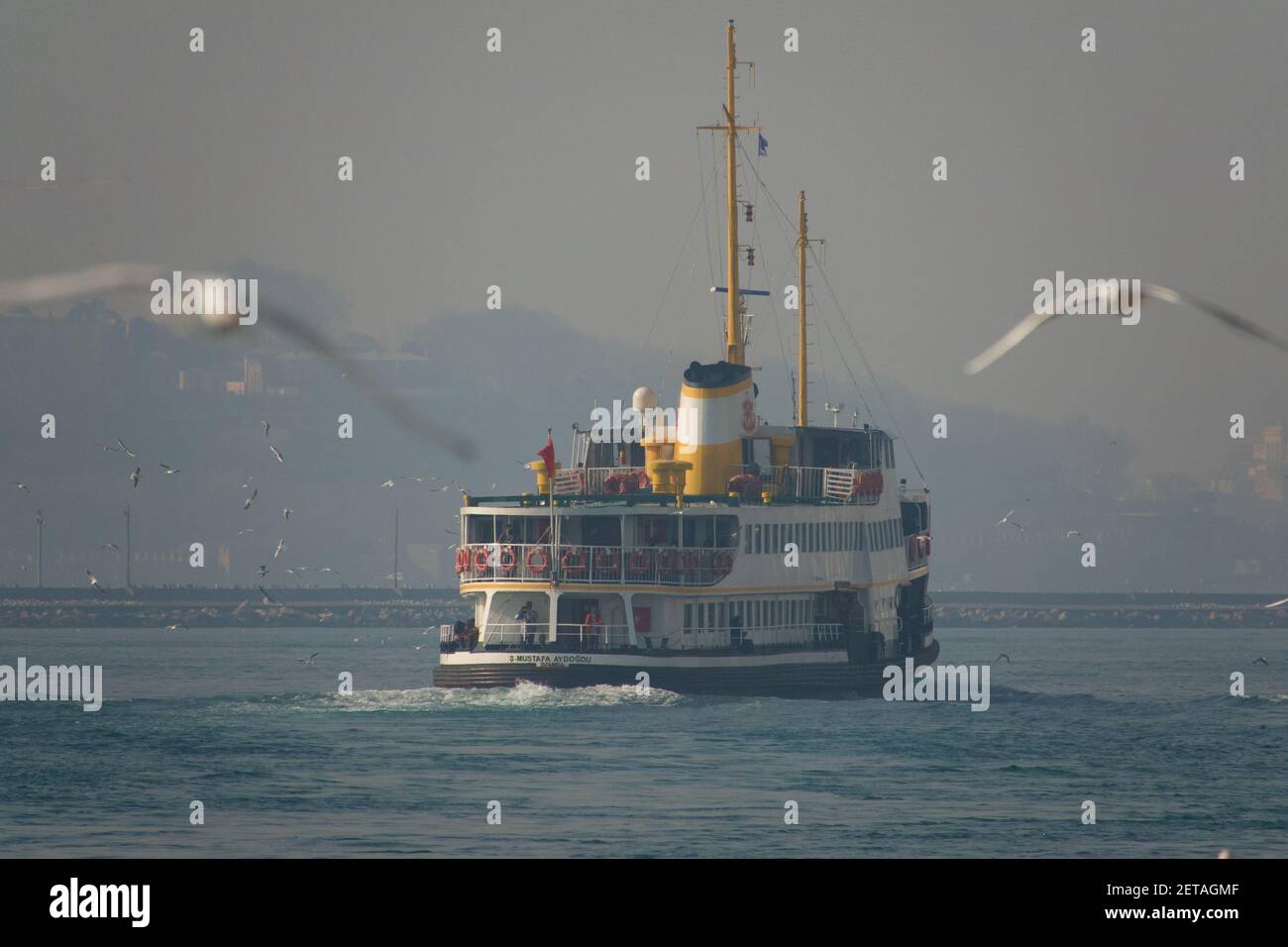 A ferry crossing the Bosphorous, Istanbul, Turkey Stock Photo