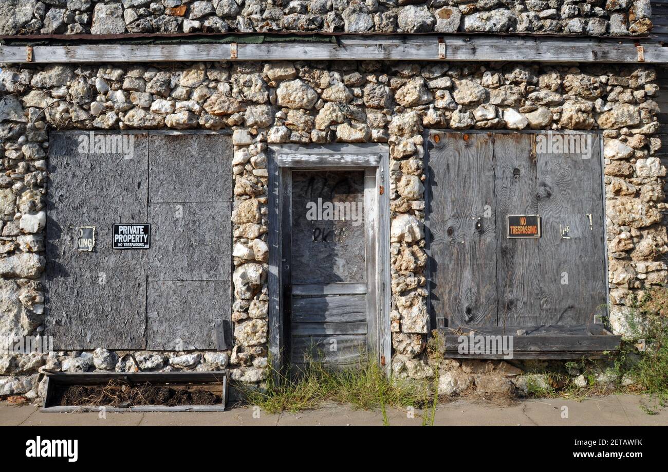 Abandoned house boarded up door hires stock photography and images Alamy
