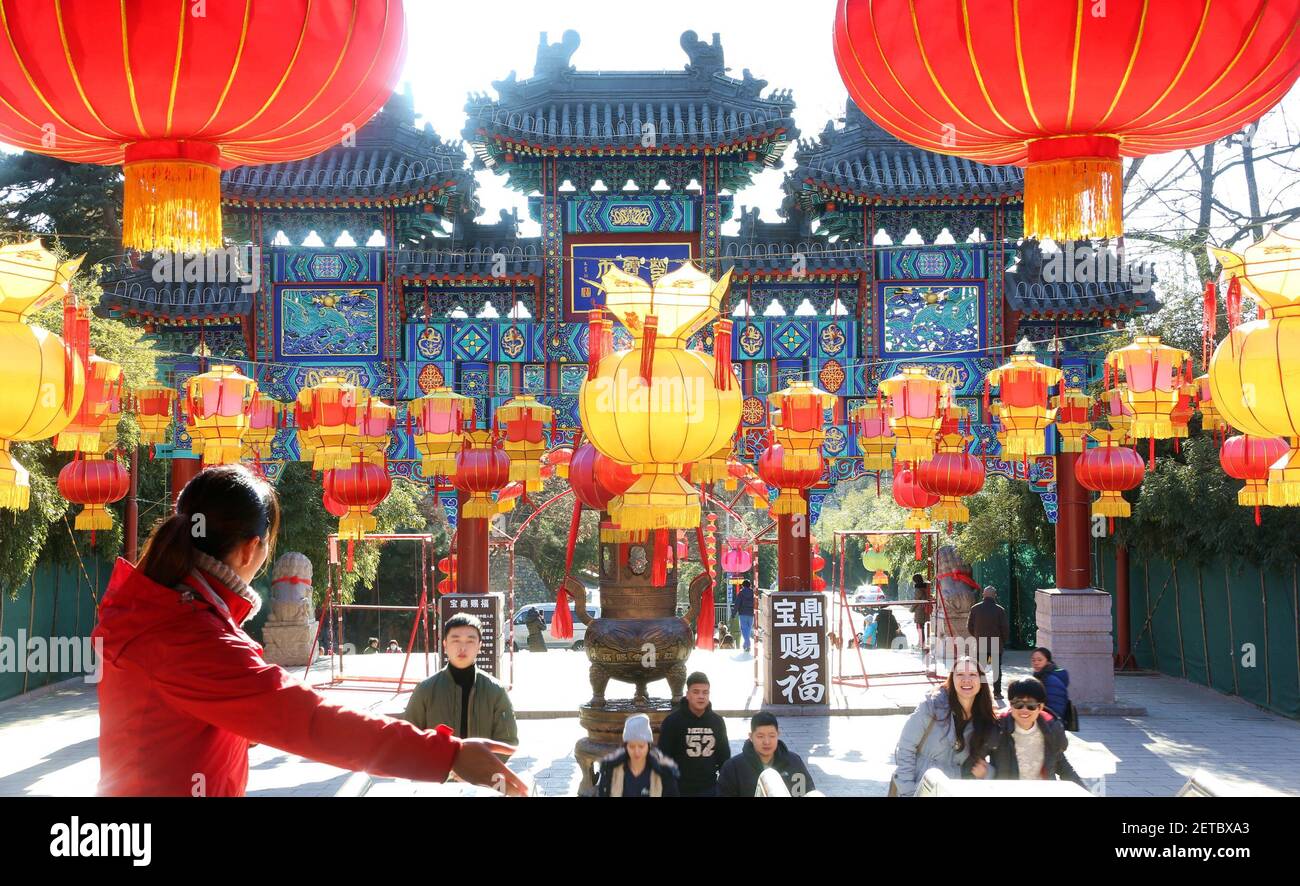 Visit the red lantern capital of China 