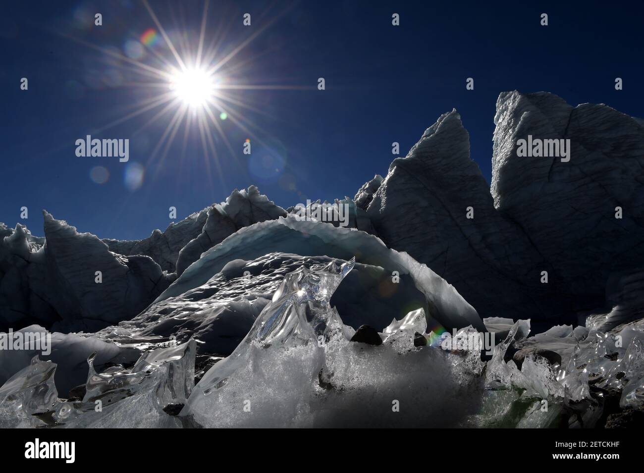 Lhasa Jan 23 17 Xinhua Photo Taken On Jan 19 17 Shows The Gangbug Glacier In Shannan Prefecture Southwest China S Tibet Autonomous Region Xinhua Chogo Wf Photo By Xinhua Sipa Usa Stock Photo Alamy