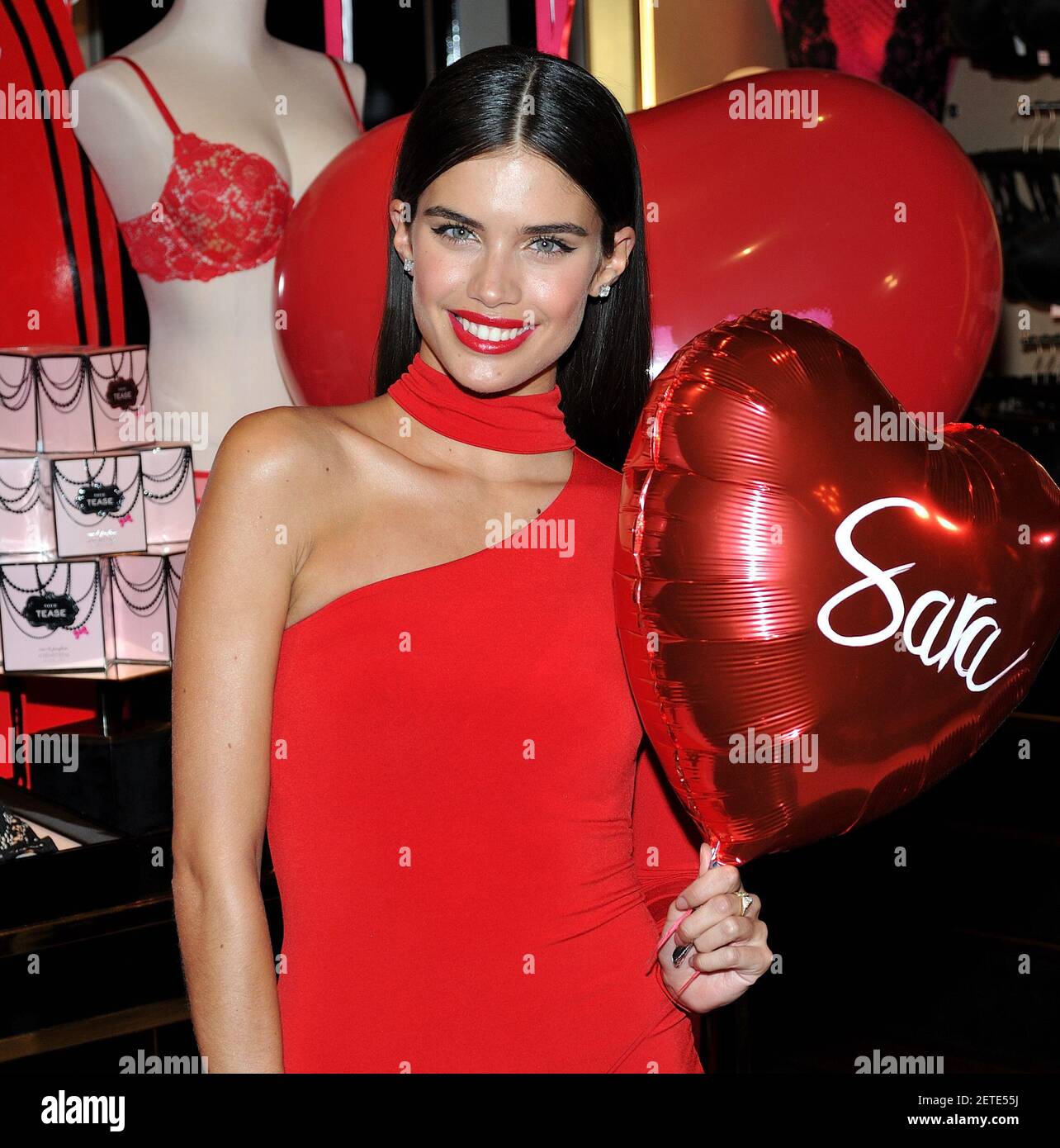 Model Sara Sampaio celebrates Valentine's Day at an appearance at the ...